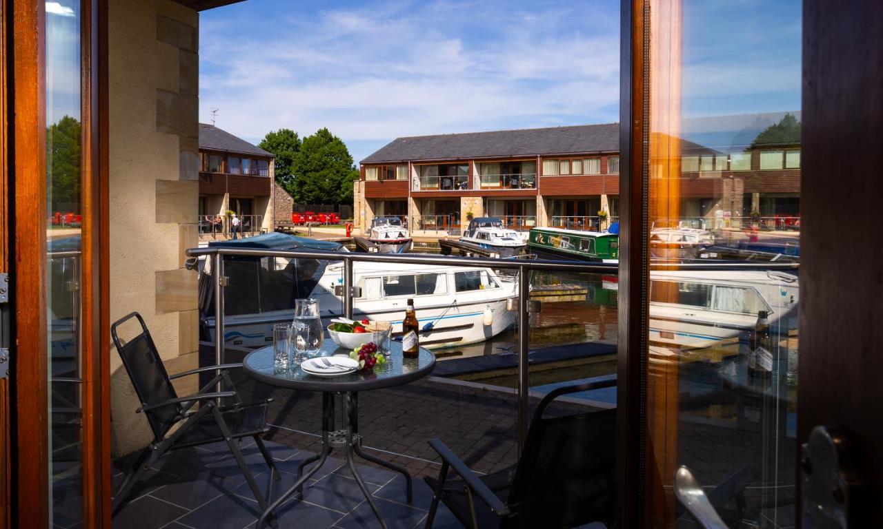 Tewitfield Marina Appartement Carnforth Buitenkant foto