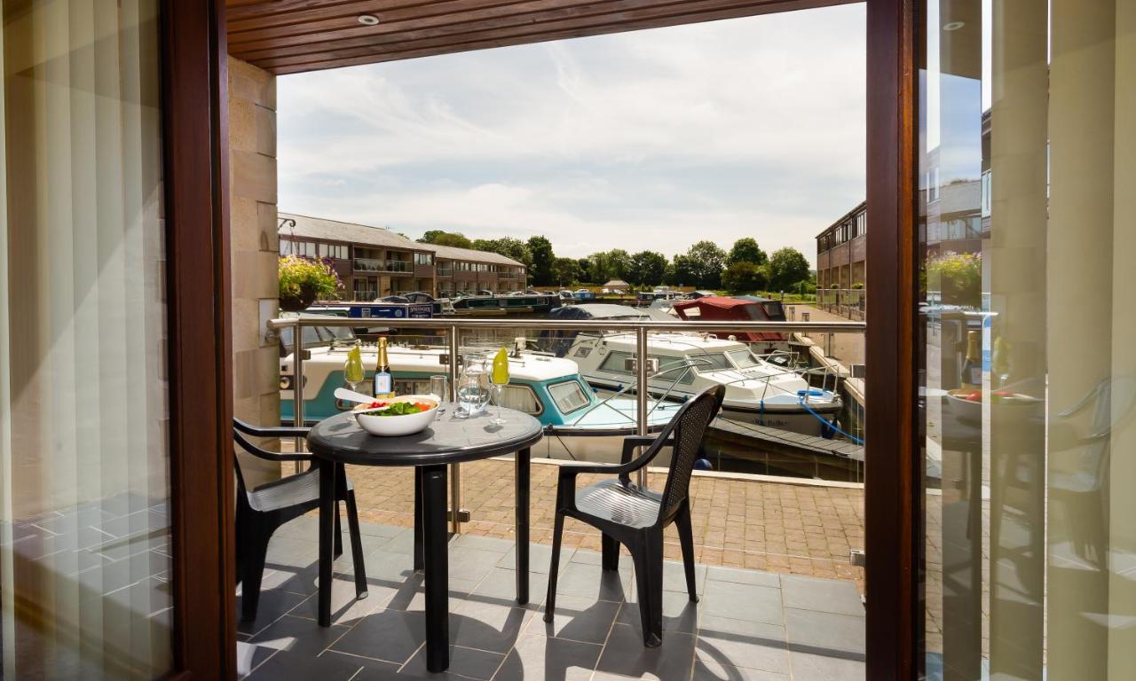 Tewitfield Marina Appartement Carnforth Buitenkant foto