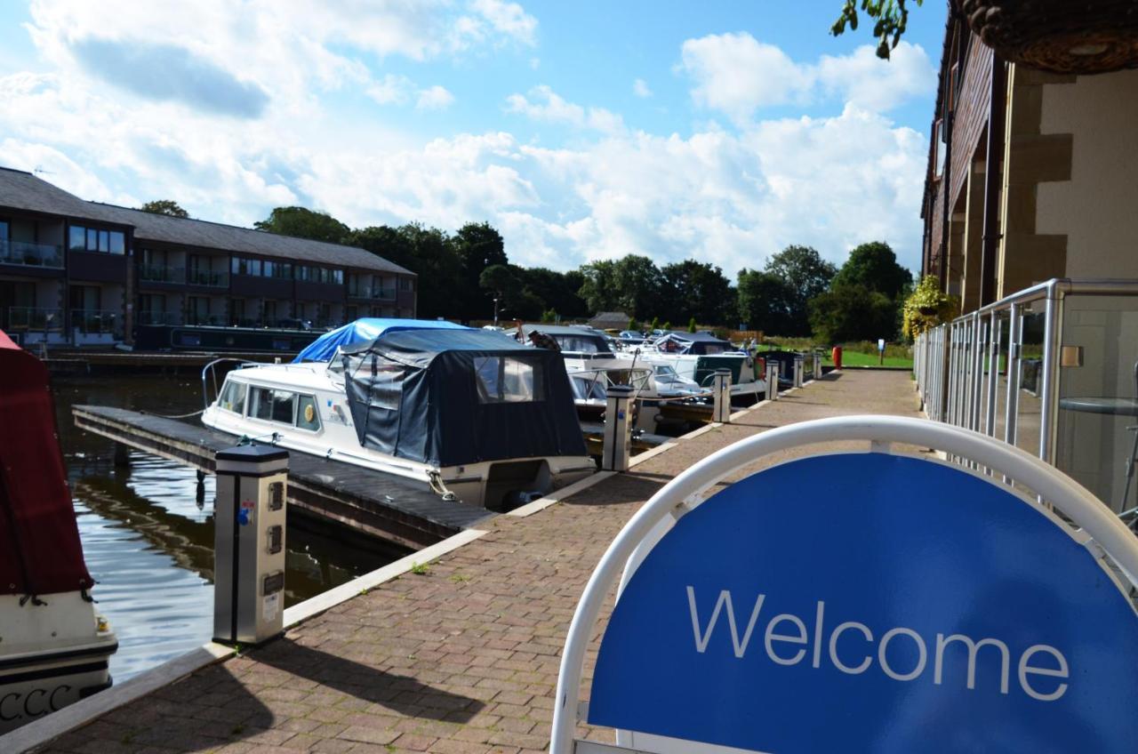 Tewitfield Marina Appartement Carnforth Buitenkant foto